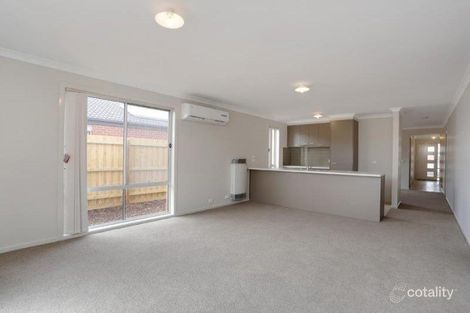 Property photo of 14 Watergum Way Wallan VIC 3756