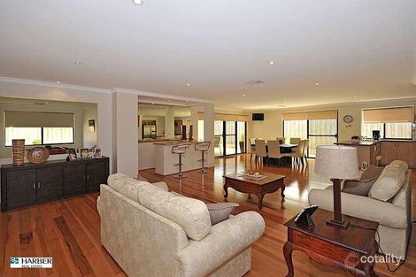 Property photo of 16 Simmonds Pass Ellenbrook WA 6069