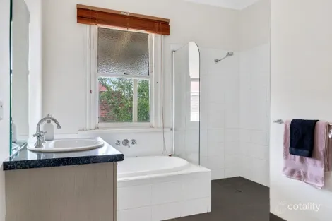 Property photo of 239 York Street Ballarat East VIC 3350