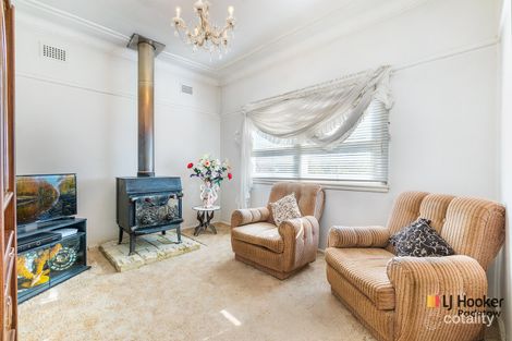 Property photo of 29 Taloma Street Picnic Point NSW 2213