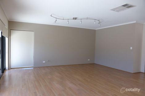 Property photo of 2 Selwyn Way Canning Vale WA 6155