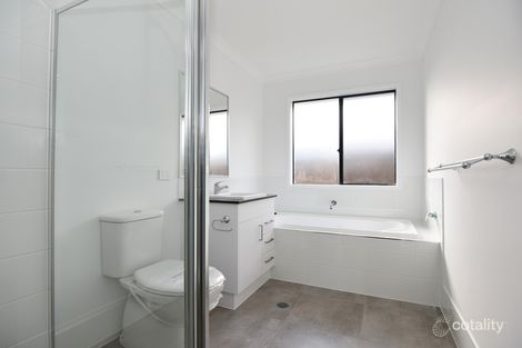 Property photo of 2/26 Radcliffe Crescent Glenvale QLD 4350