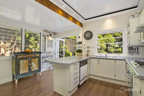 Property photo of 20 Sugarloaf Crescent Castlecrag NSW 2068