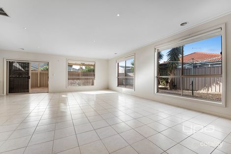 Property photo of 26 Parramatta Walk Craigieburn VIC 3064
