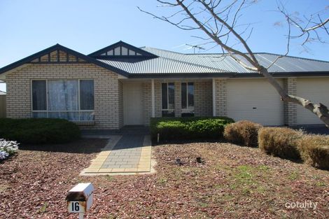 Property photo of 16 Buoy Crescent Seaford Meadows SA 5169
