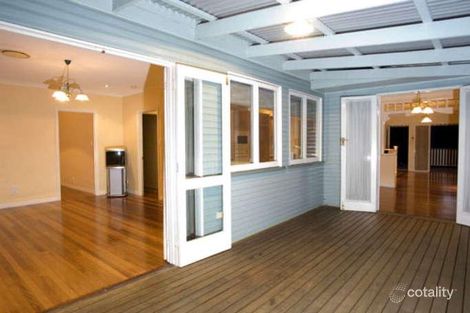 Property photo of 40 Weal Avenue Tarragindi QLD 4121