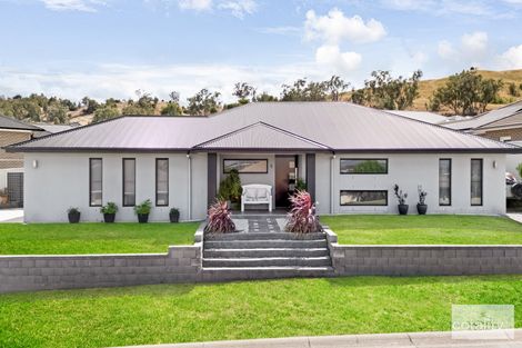 6 Kaputar Cl, North Tamworth, NSW 2340