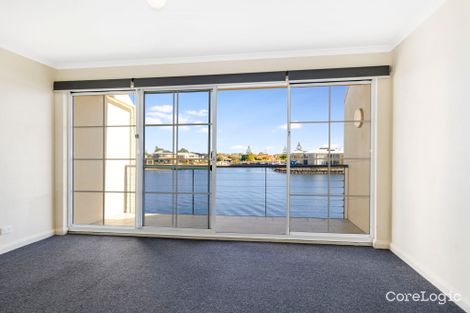 Property photo of 4/65 Spinnaker Boulevard Geographe WA 6280