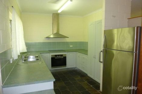 Property photo of 1 Connemara Close Trinity Beach QLD 4879