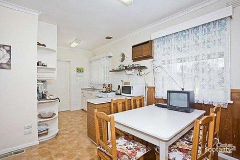 Property photo of 32 Main Road Clayton South VIC 3169