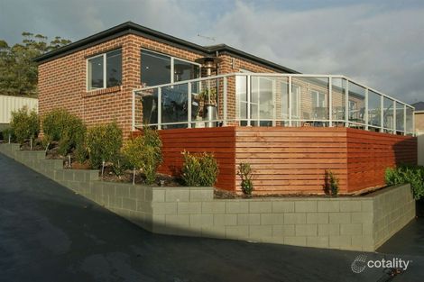 Property photo of 2/13 McCall Terrace Stony Rise TAS 7310