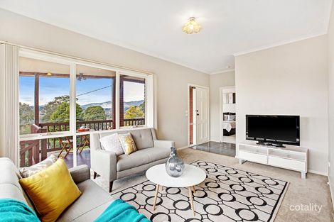 Property photo of 7 Devon Walk Mooroolbark VIC 3138