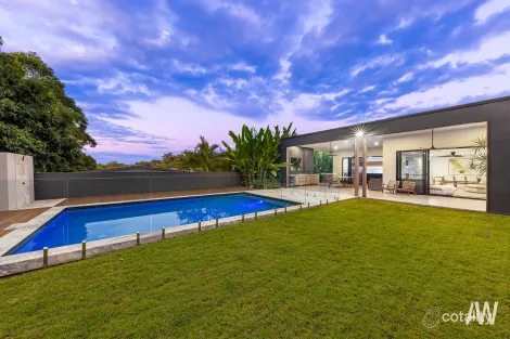 Property photo of 4 Vaymont Place Little Mountain QLD 4551