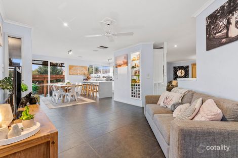 Property photo of 14 Mapiti Court Frankston VIC 3199