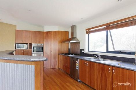 Property photo of 6 Nanton Close Lara VIC 3212
