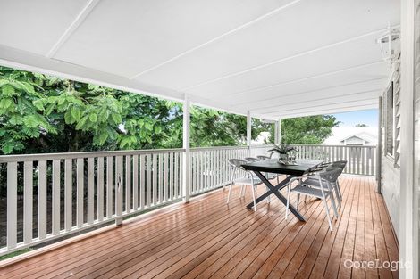 Property photo of 29 Mountjoy Terrace Wynnum QLD 4178