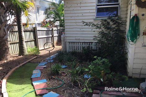 Property photo of 19 Scarborough Street Scarness QLD 4655