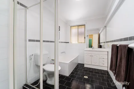 Property photo of 25 Siena Close Prestons NSW 2170