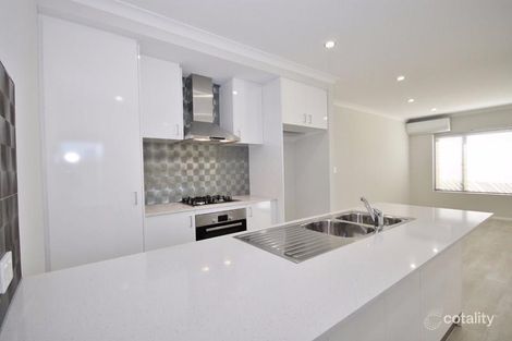 Property photo of 22D Patchem Way Westminster WA 6061