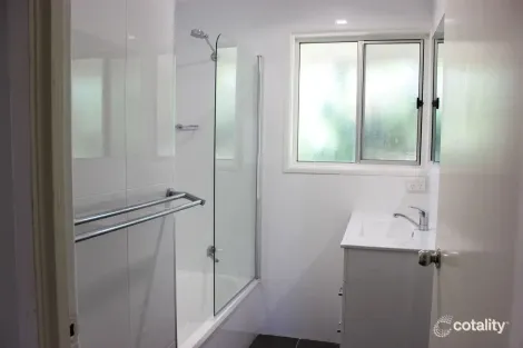 Property photo of 28 Cortess Street Kearneys Spring QLD 4350