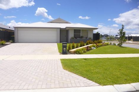 Property photo of 16 Holdsworth Avenue Aveley WA 6069