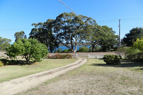 Property photo of 56 Newlands Drive Paynesville VIC 3880