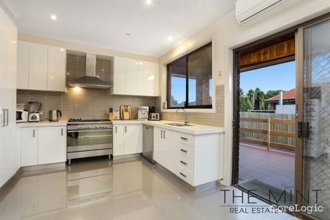 Property photo of 55 Prince Of Wales Avenue Mill Park VIC 3082