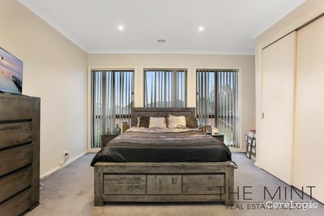 Property photo of 55 Prince Of Wales Avenue Mill Park VIC 3082