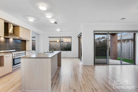 Property photo of 16 Latchford Drive Mickleham VIC 3064
