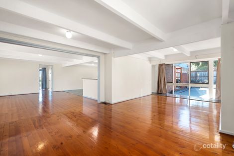 Property photo of 103 Hayrick Lane Mooroolbark VIC 3138