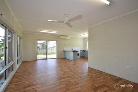 Property photo of 8 Bicentennial Road Bentley Park QLD 4869