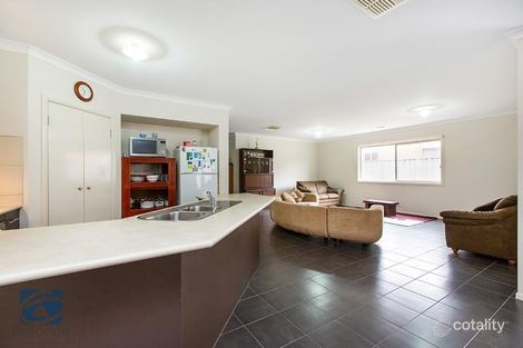Property photo of 5 Sussex Avenue Cranbourne North VIC 3977