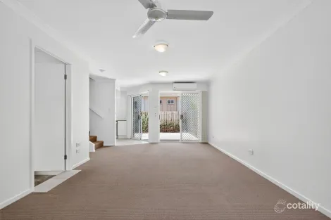 Property photo of 19/39 River Road Bundamba QLD 4304