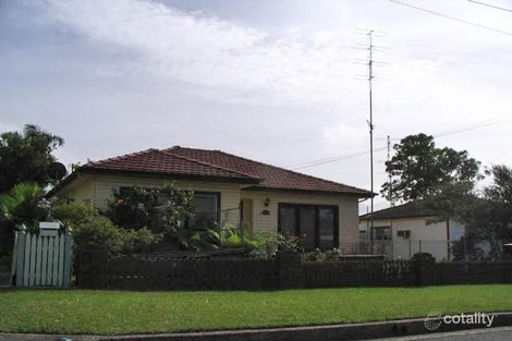 8 Neville Ave, Russell Vale, NSW 2517