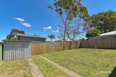 Property photo of 14 Shannon Parade Berkeley Vale NSW 2261
