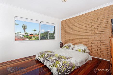 Property photo of 2/6 Harty Street Coorparoo QLD 4151