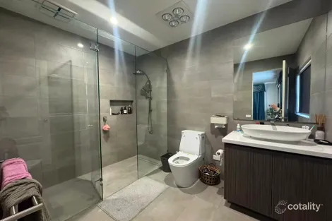 Property photo of 16 Eley Road Burwood East VIC 3151