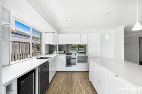Property photo of 28 Matthews Way Wakerley QLD 4154