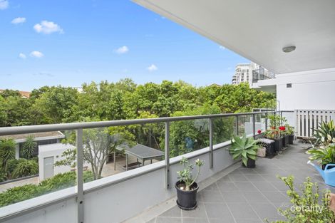 Property photo of 413/3 Como Crescent Southport QLD 4215