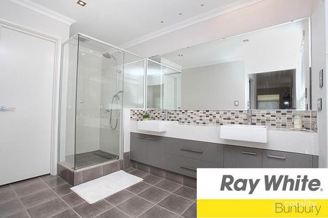 Property photo of 63 Daablone Vista Dalyellup WA 6230