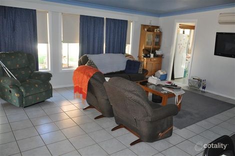 Property photo of 14 Riverview Lane Forbes NSW 2871