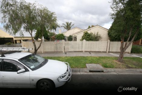 42 Severn Cres, Rowville, VIC 3178