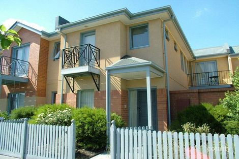 24 Waterford Ave, Maribyrnong, VIC 3032