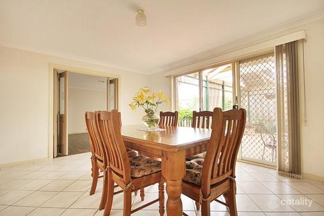 Property photo of 17 Glenbrook Gardens Brookfield VIC 3338