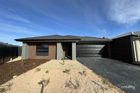 12 PASCAL WAY, WYNDHAM VALE, VIC 3024