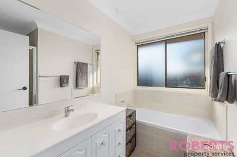 Property photo of 32 Melaleuca Avenue Avondale NSW 2530