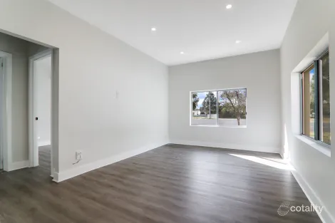 Property photo of 2 Tobruk Avenue Warracknabeal VIC 3393