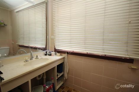 Property photo of 18 Curlew Crescent Eagleby QLD 4207