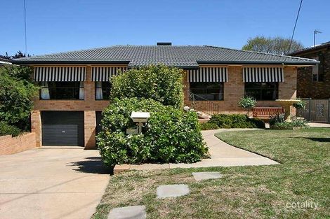 Property photo of 88 Simkin Crescent Kooringal NSW 2650