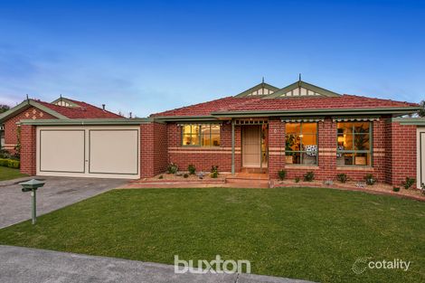 Property photo of 6 Rips Court Dingley Village VIC 3172